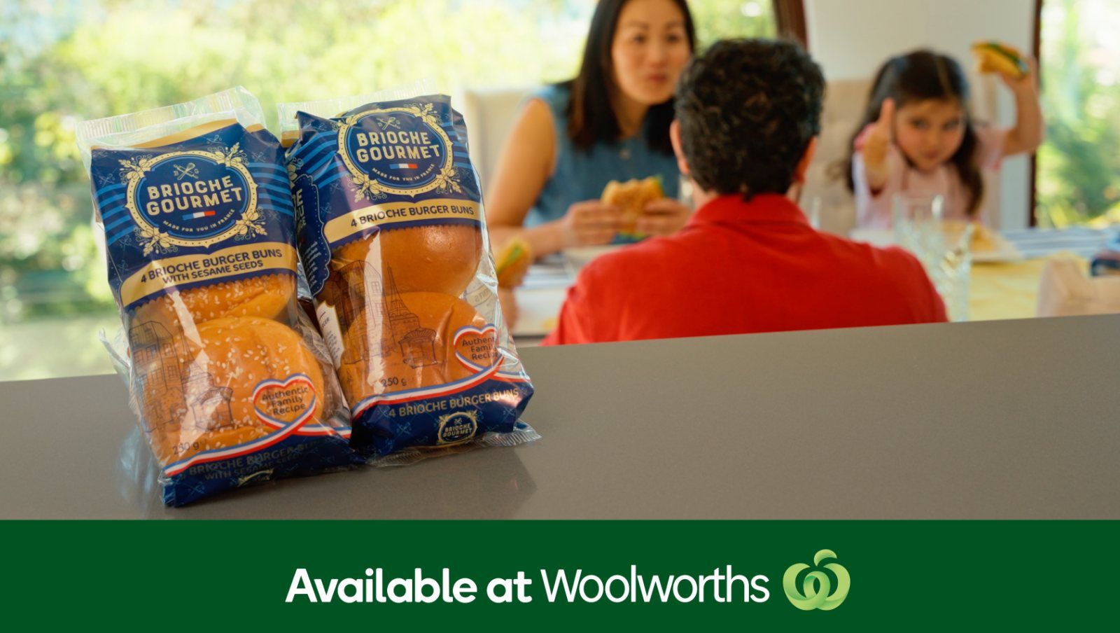 Brioche Gourmet TV spot: brioche buns on the kitchen bench, family eating behind